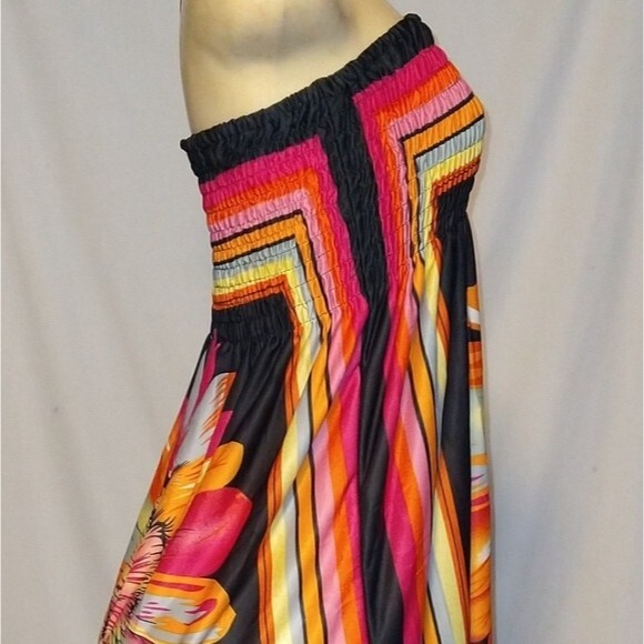 Black Bohemian Dress - Picture 4 of 12